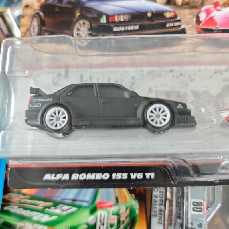 Hot Wheels Premium 2025 Araba  - Model Kit Alfa Romeo incelemesi ve fiyatı