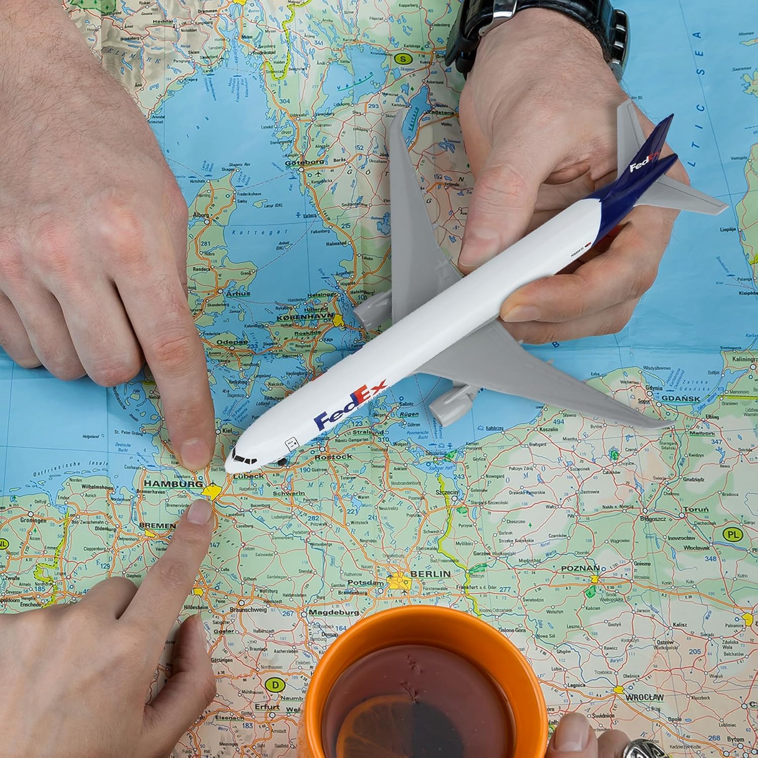 20cm Fedex B777 Uçak Modeli Oy - Model Kit Plane incelemesi ve fiyatı